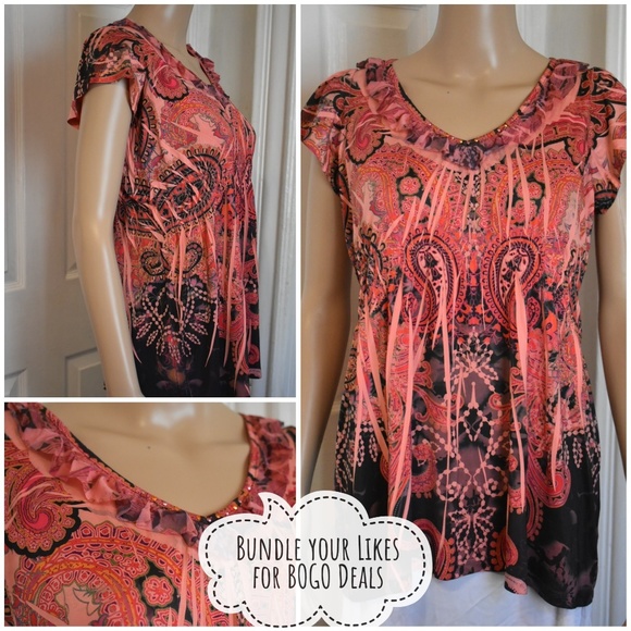 NWT| Unity World Wear {PETITE PAISLEY TOP} - Picture 2 of 9